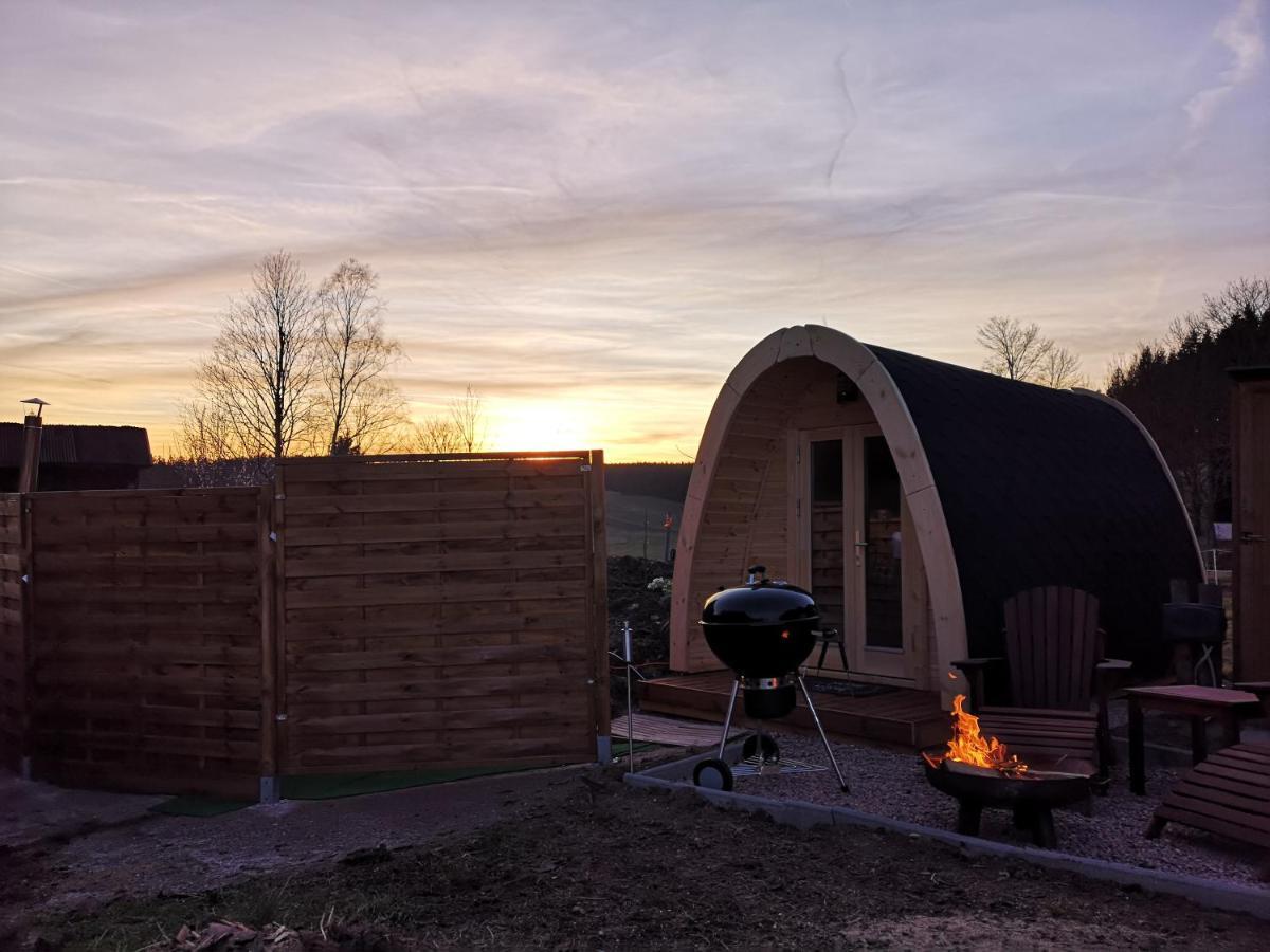 Romantischer Pod - Gegen Aufpreis Mit Hot Tub - Whirlpool & Sauna Hohenberg an der Eger المظهر الخارجي الصورة