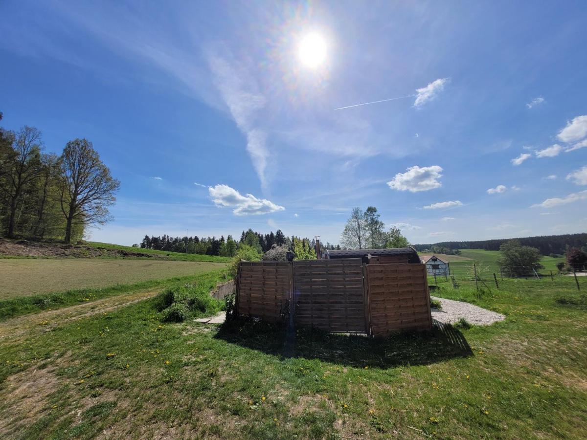 Romantischer Pod - Gegen Aufpreis Mit Hot Tub - Whirlpool & Sauna Hohenberg an der Eger المظهر الخارجي الصورة