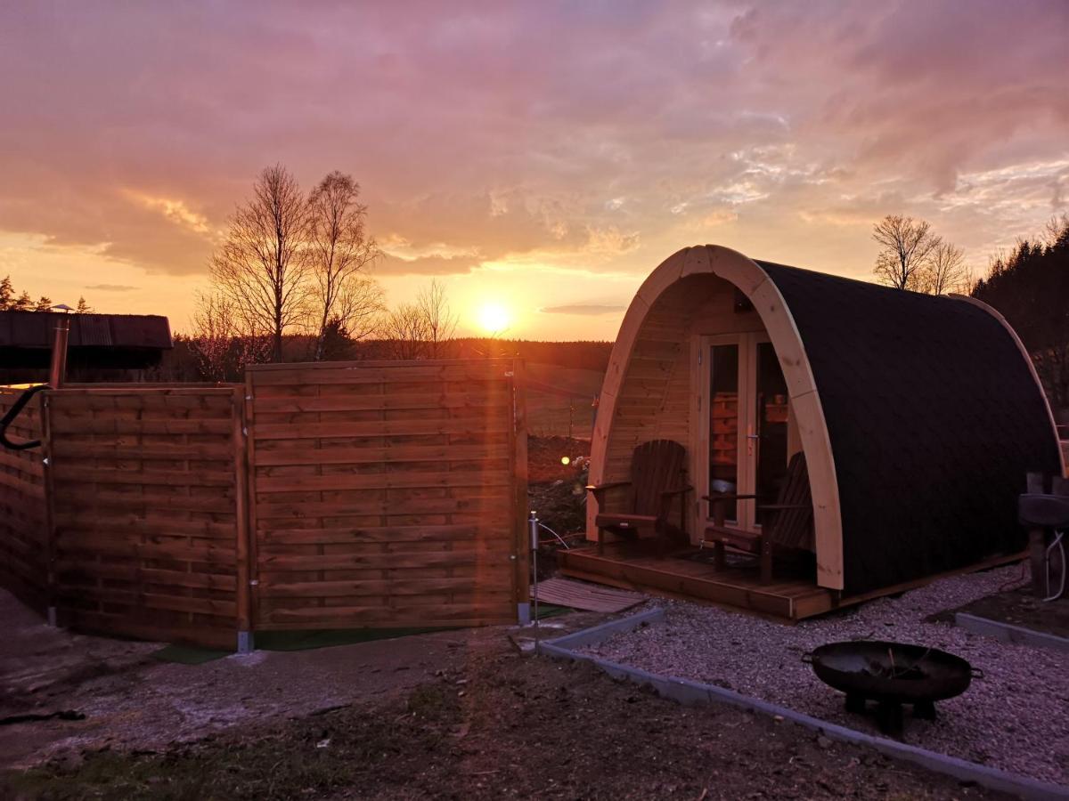 Romantischer Pod - Gegen Aufpreis Mit Hot Tub - Whirlpool & Sauna Hohenberg an der Eger المظهر الخارجي الصورة