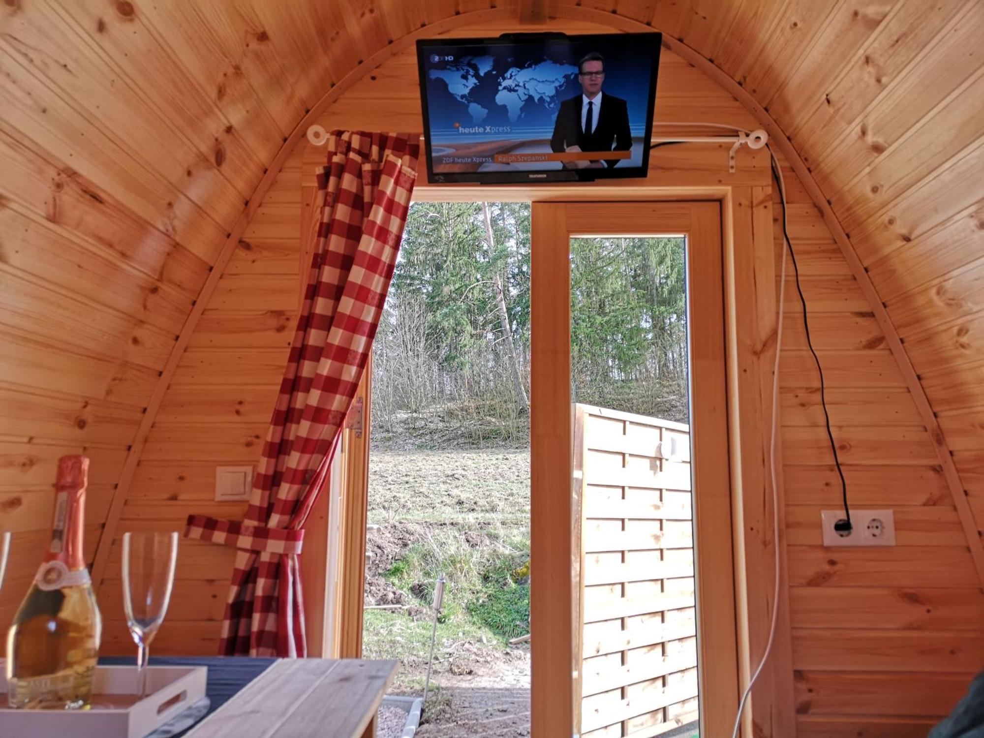 Romantischer Pod - Gegen Aufpreis Mit Hot Tub - Whirlpool & Sauna Hohenberg an der Eger المظهر الخارجي الصورة